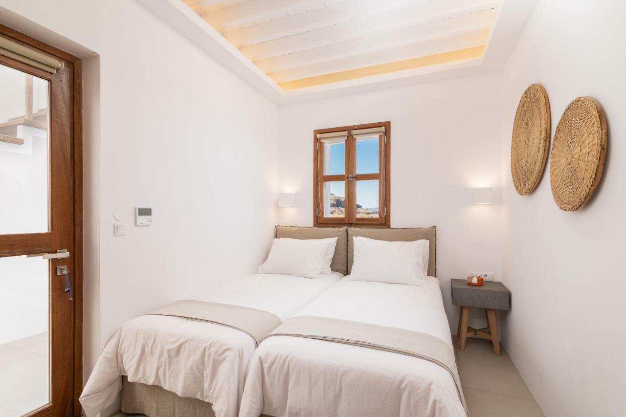 Vila Lindian Ethos *